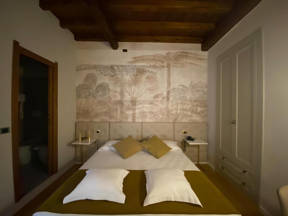 Condotti Rooms Róma Kültér fotó